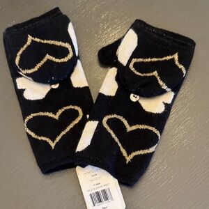 Portolano Black and White Heart Mittens